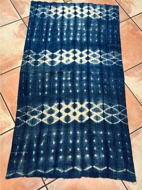 Authentic mudcloth Indigo Shibori Tie-Dye print.
